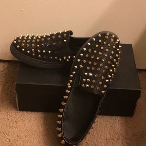 Black & Gold Spiked Shoes